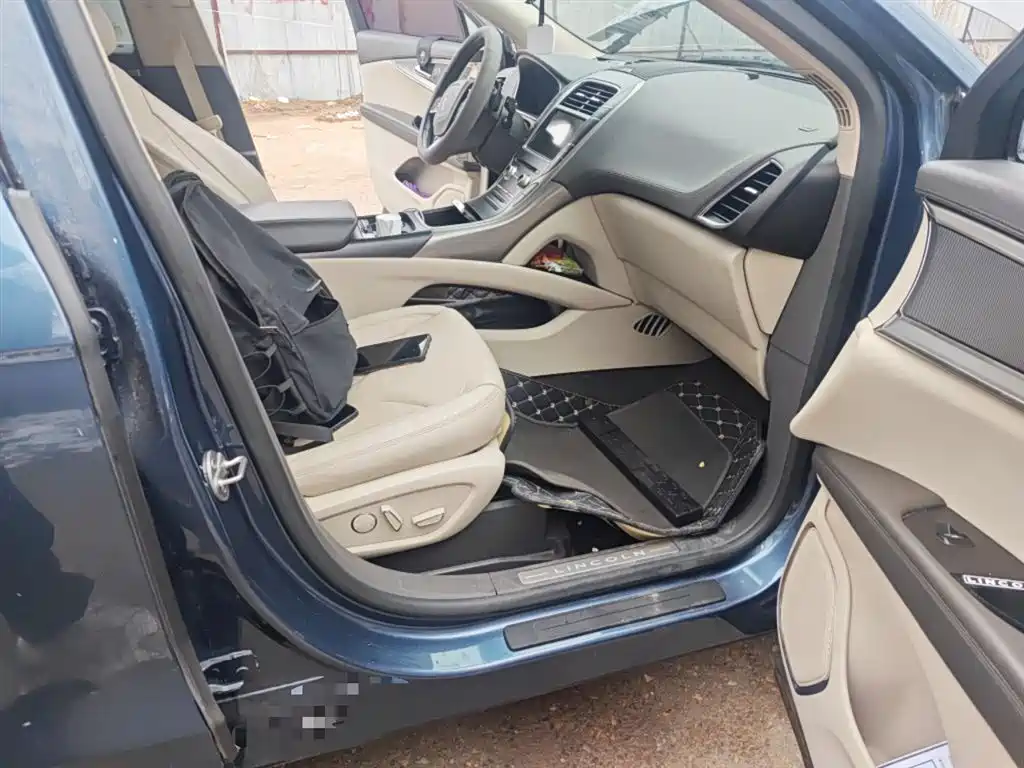 Voyager imported 2019 2.0T two-wheel drive exclusive version, National VI купить на сайте DeffCars