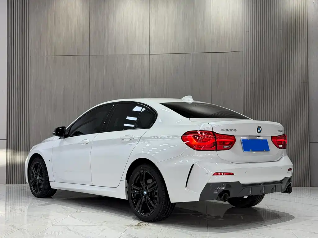 BMW 1 Series 2022 125i M Sports Night Edition купить на сайте DeffCars