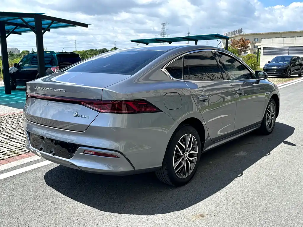 Qin Plus 2023 Champion EV 420km Transcendental купить на сайте DeffCars