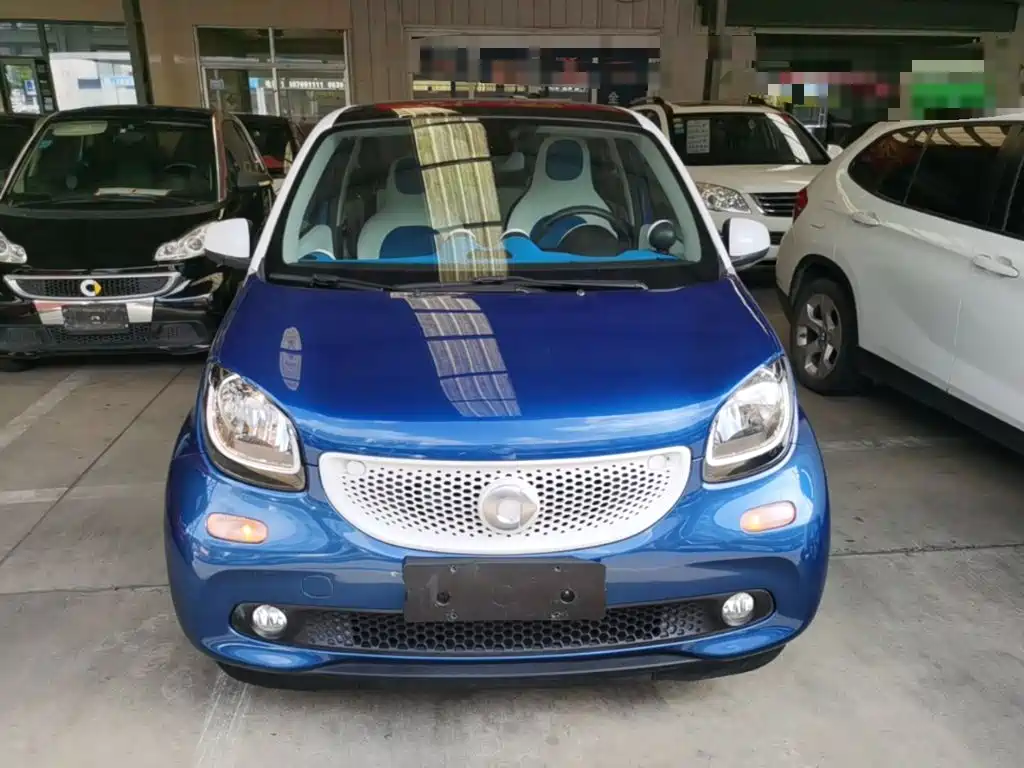 smart forfour 2016 0.9T 66kW extreme version купить на сайте DeffCars