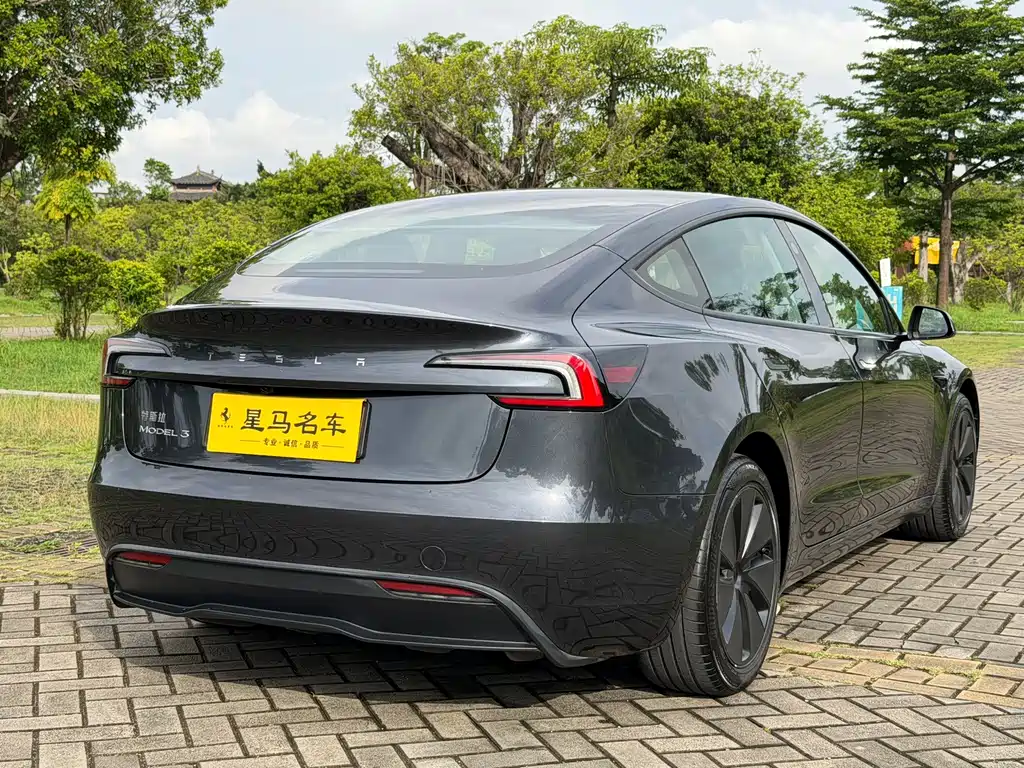 Model 3 2025 rear-wheel drive version купить на сайте DeffCars