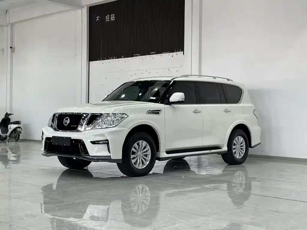 Patrol 2018 4.0L LinkedIn model купить на сайте DeffCars