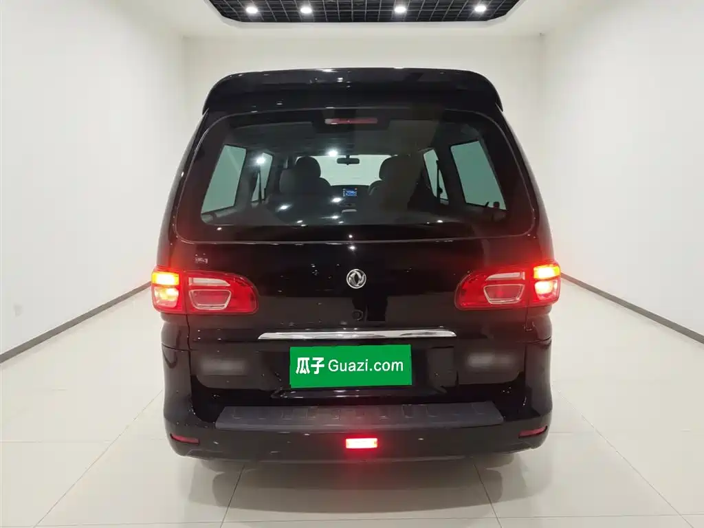 Lingzhi 2020 M5L 1.6L luxury model 7 seats купить на сайте DeffCars