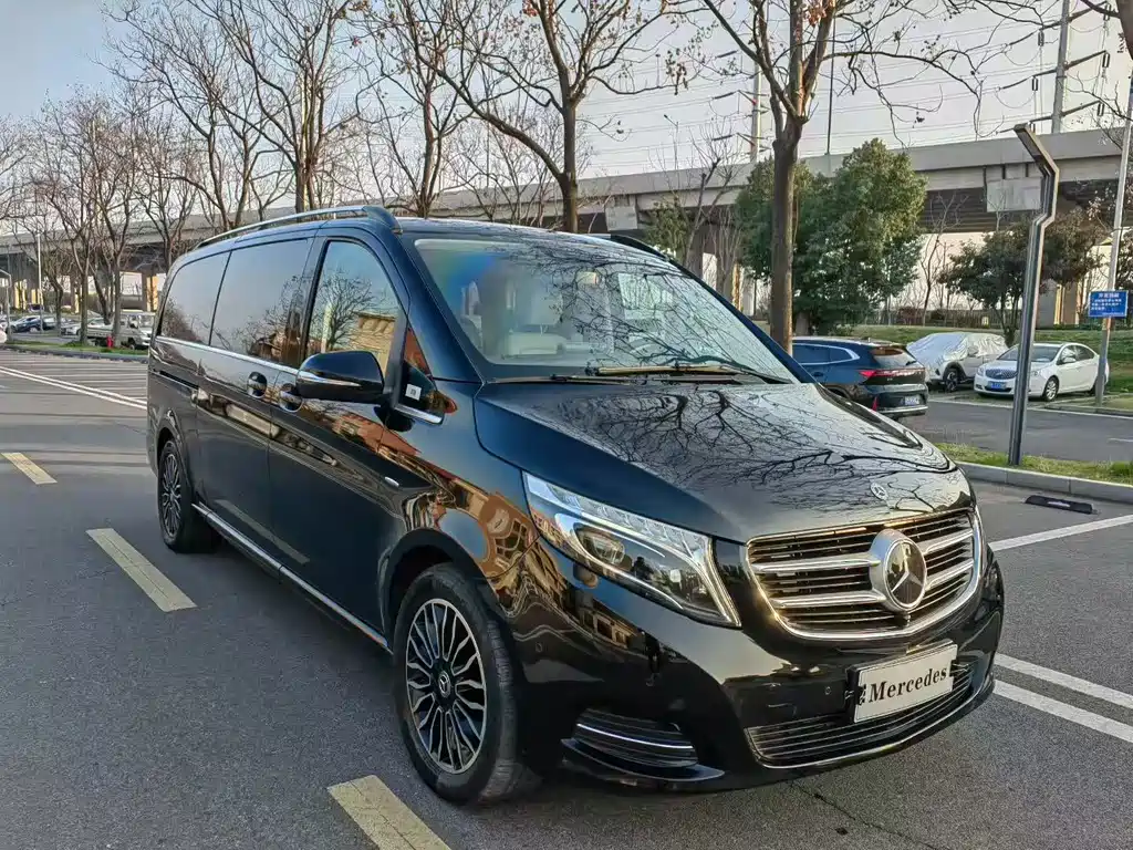 Mercedes-Benz V-Class 2018 V 260 L Premium Extended Edition National VI купить на сайте DeffCars