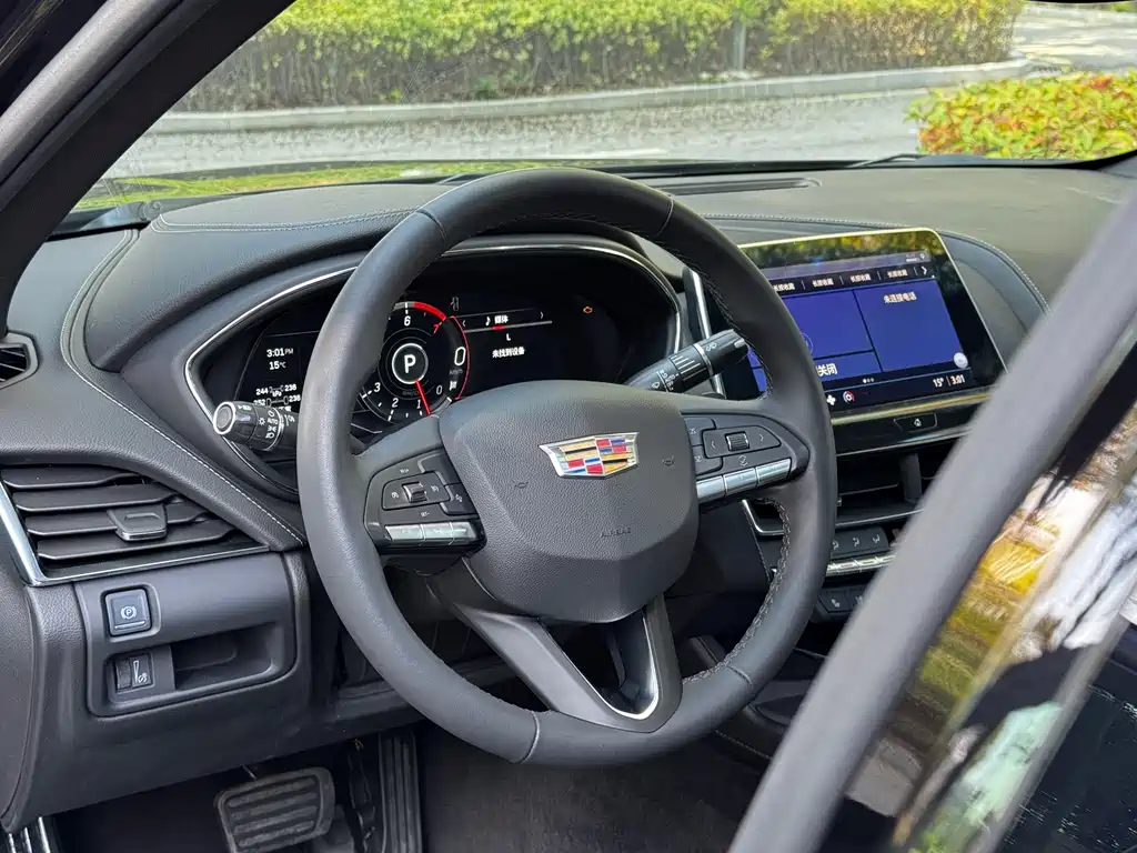 Cadillac CT5 2023 28T luxury model (standard version) купить на сайте DeffCars