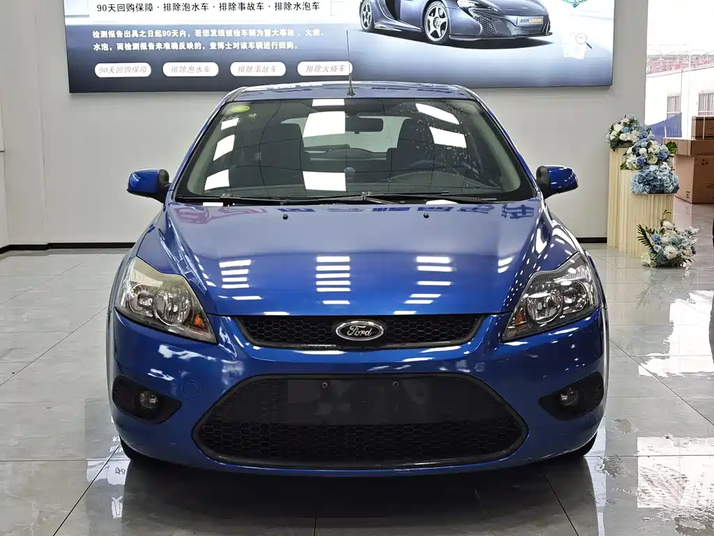 Focus 2013 Hatchback Classic 1.8L Automatic Million Commemorative Edition купить на сайте DeffCars