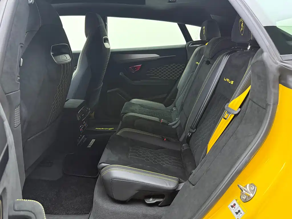 Urus 2022 4.0T V8 Performante купить на сайте DeffCars