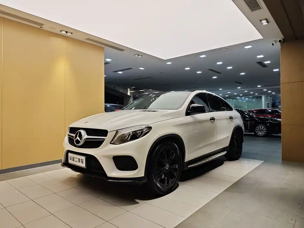 Mercedes-Benz GLE Coupe 2018 GLE 400 4MATIC Coupe SUV купить на сайте DeffCars
