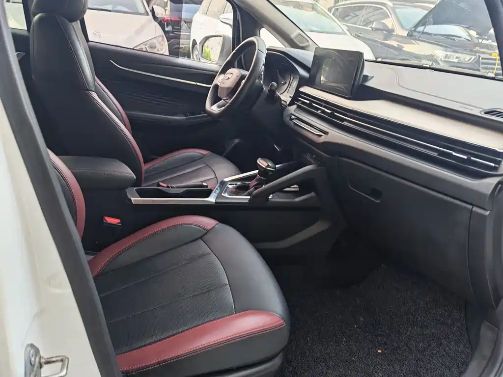 Vision X3 2021 PRO 1.5L CVT premium model купить на сайте DeffCars