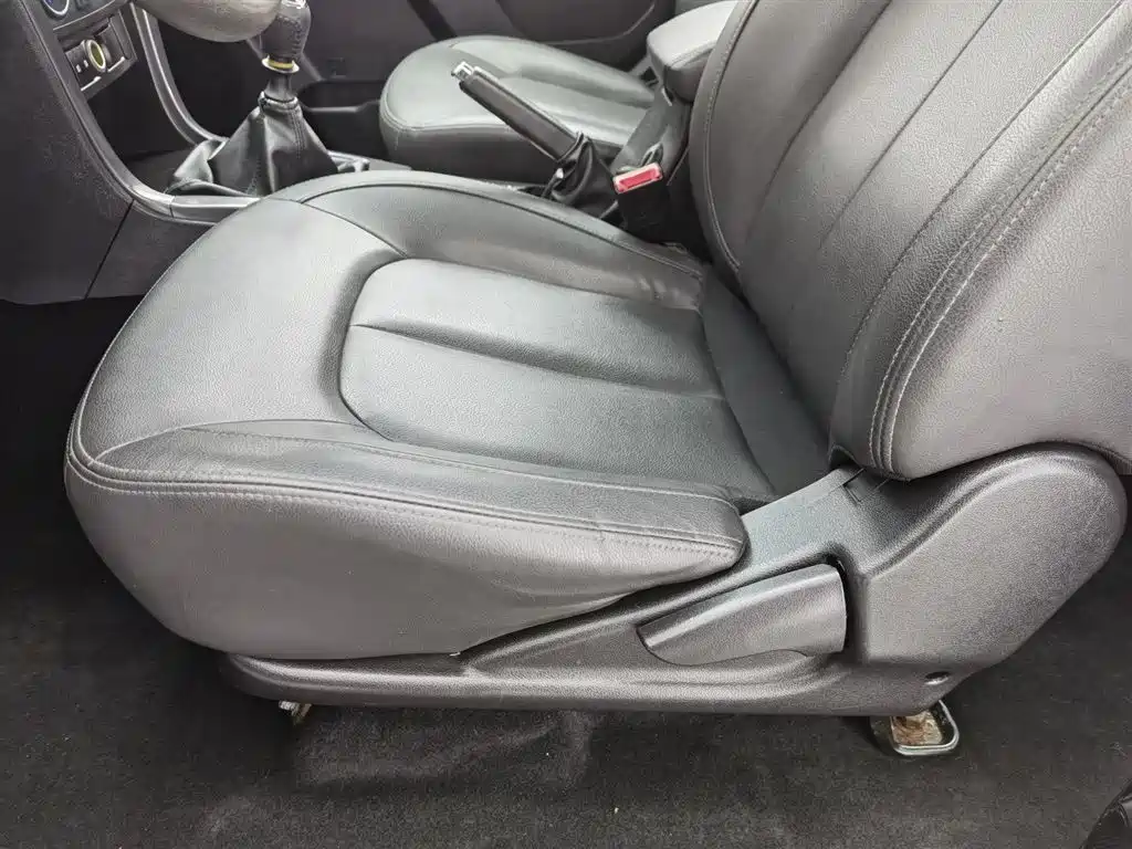 Fengjun 5 2020 2.0T diesel two-wheel drive elite large double row National VI GW4D20M купить на сайте DeffCars