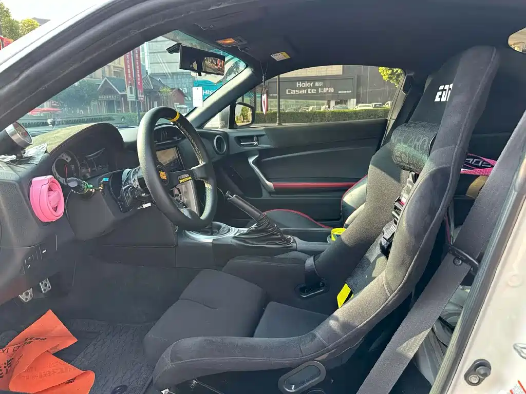 Toyota 86 2017 2.0L manual luxury model купить на сайте DeffCars