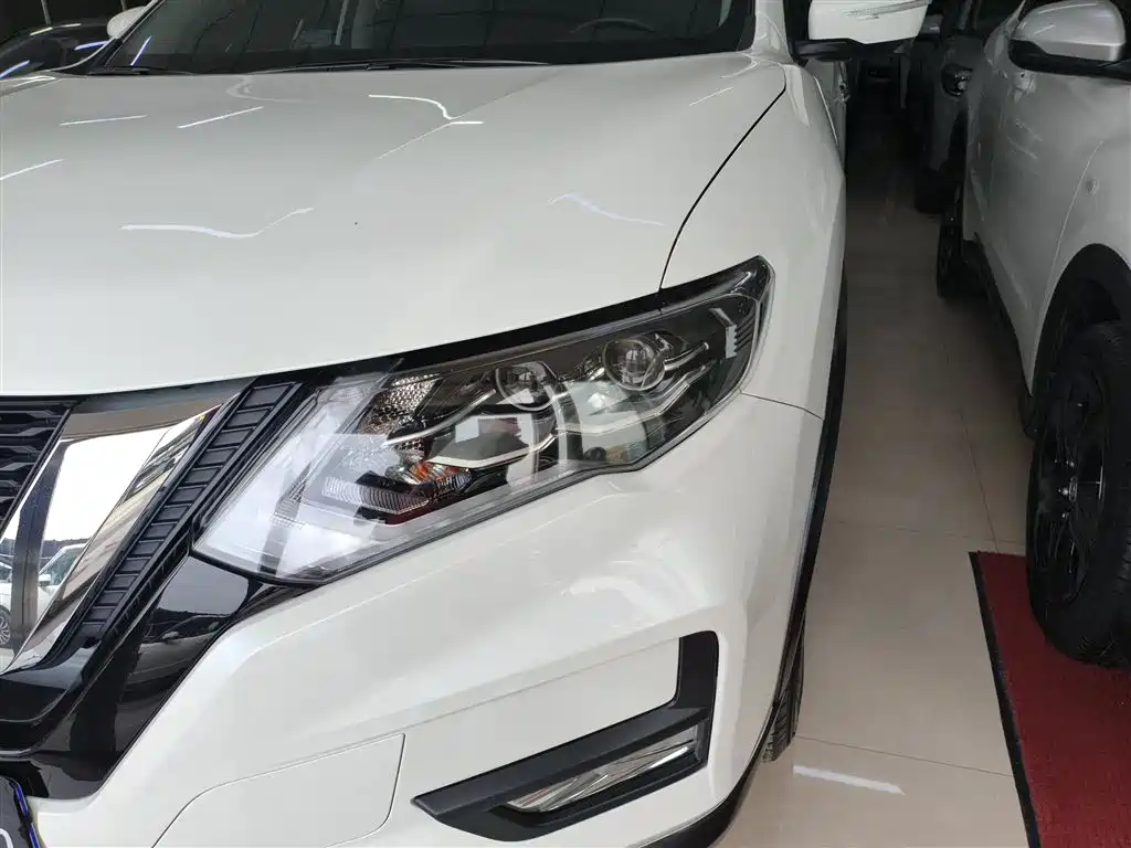 X-Trail 2023 Classic 2.0L 2WD Intelligent Link Premium Edition купить на сайте DeffCars
