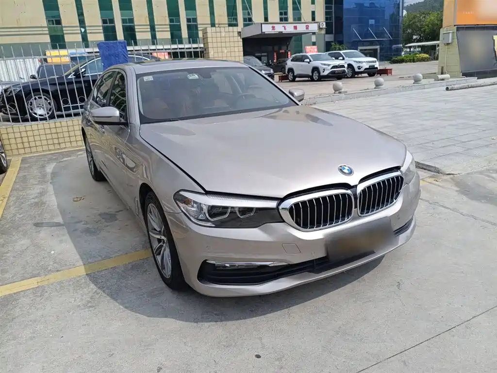 BMW 5 Series 2018 528Li Special Edition launched купить на сайте DeffCars