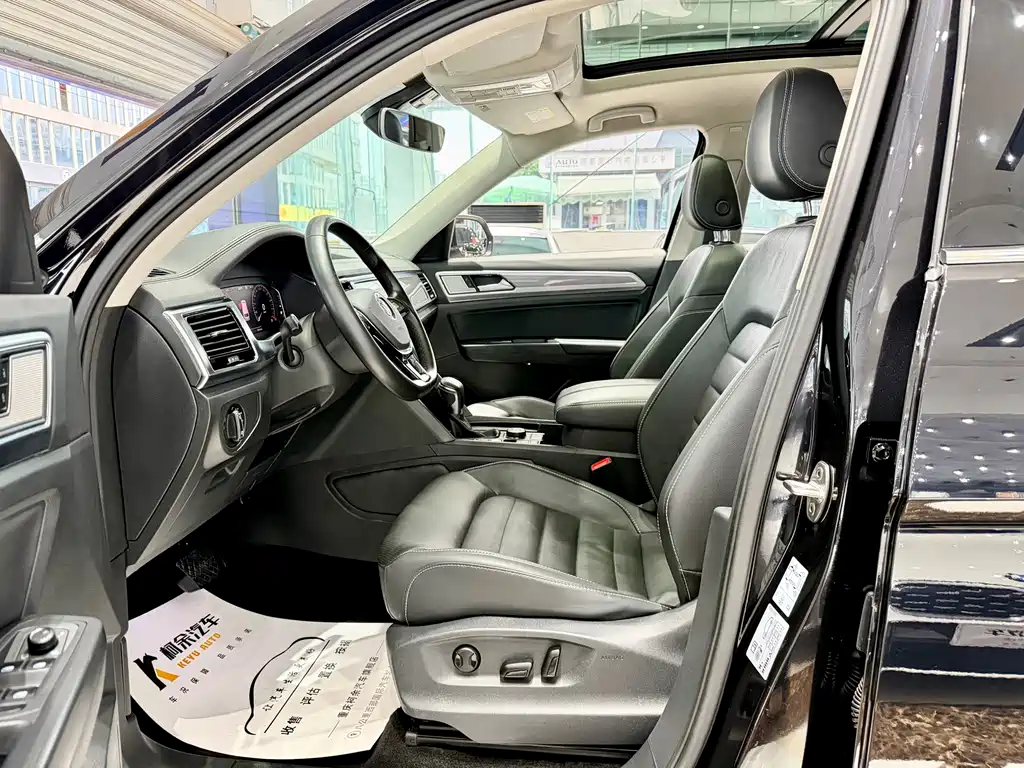 Touron 2020 facelift 380TSI four-wheel drive luxury version купить на сайте DeffCars