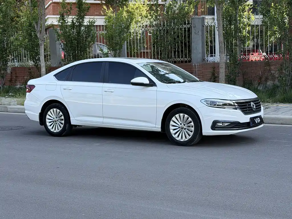 Lavida 2022 1.5L automatic comfort version купить на сайте DeffCars