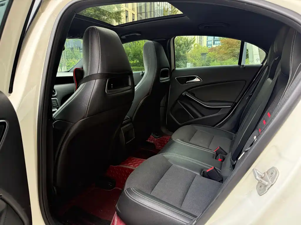 Mercedes A-Class imported 2016 A 200 dynamic model купить на сайте DeffCars