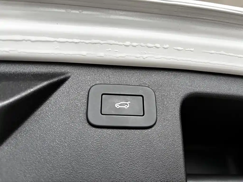 Discovery Sport 2025 249PS Performance Technology Edition купить на сайте DeffCars