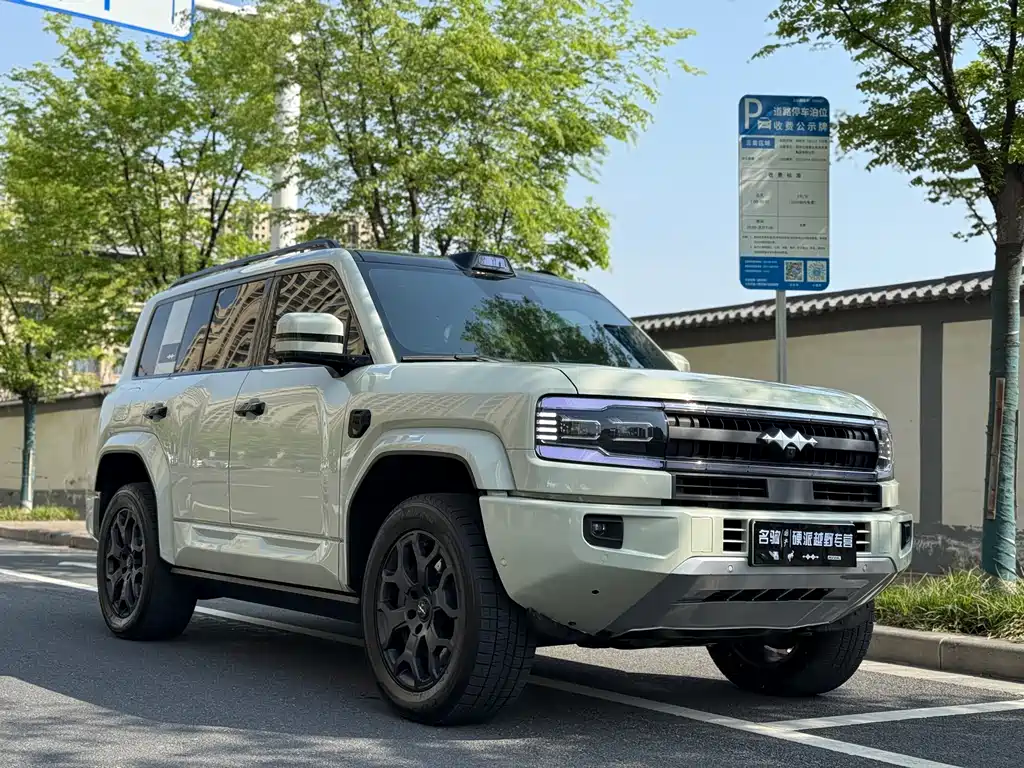 Leopard 5 2025 Yunnan Laser Qiankun Smart Driving Edition купить на сайте DeffCars