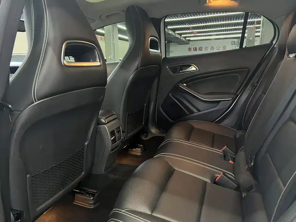 Mercedes-Benz GLA 2019 GLA 200 Dynamic купить на сайте DeffCars