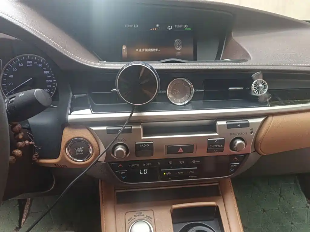 Lexus ES 2015 200 Elite Edition купить на сайте DeffCars