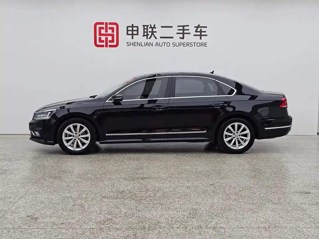 Passat 2017 330TSI DSG Premium Edition купить на сайте DeffCars
