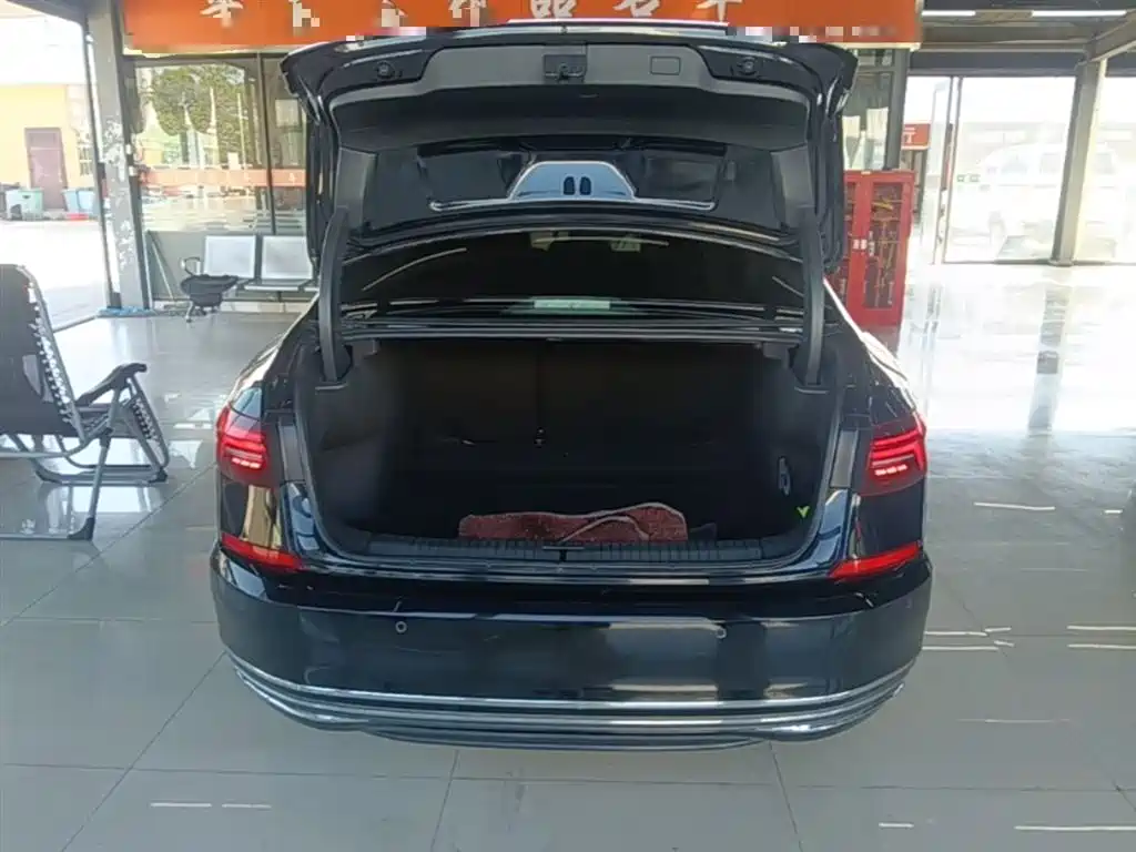 Passat 2021 330TSI Deluxe Edition купить на сайте DeffCars