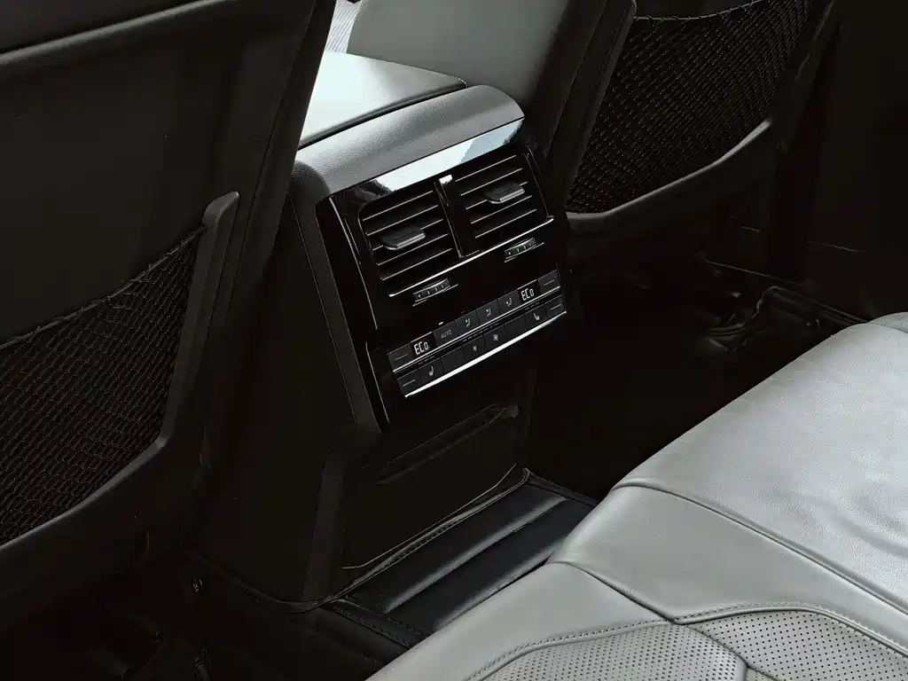 Touareg 2019 3.0TSI Ruizhi Edition National VI купить на сайте DeffCars