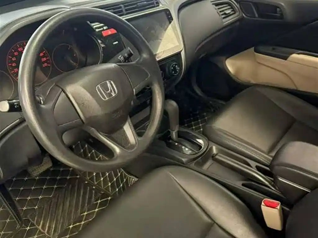 Fengfan 2017 1.5L CVT Comfort Edition купить на сайте DeffCars