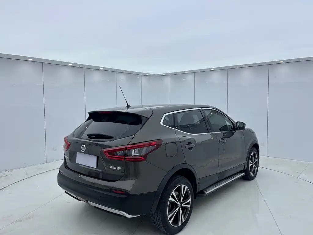 Qashqai 2021 2.0L CVT Deluxe Edition купить на сайте DeffCars