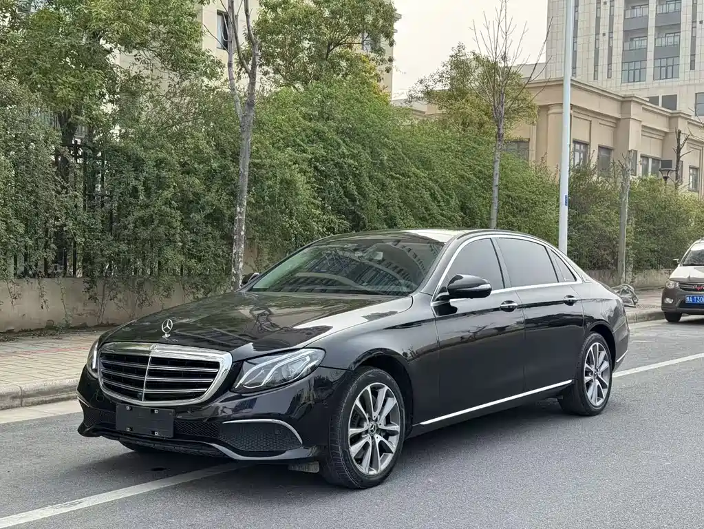 Mercedes-Benz E-Class 2018 E 300 L Luxury Model купить на сайте DeffCars