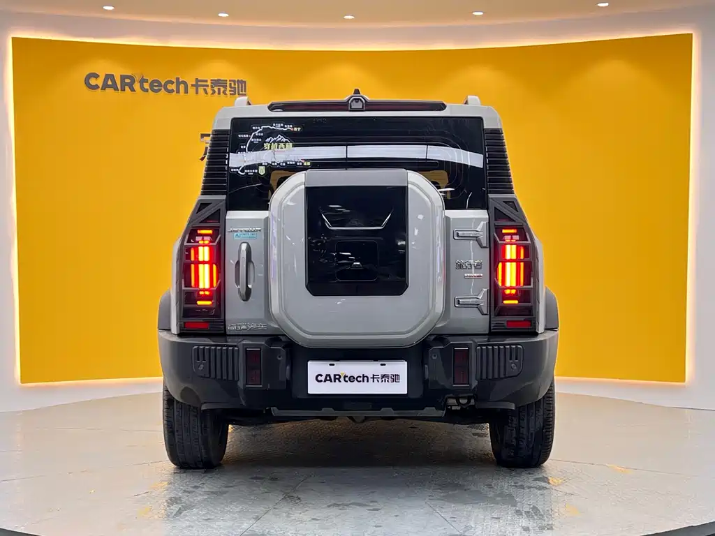 Jietu Traveler 2023 2.0T four-wheel drive crossover купить на сайте DeffCars