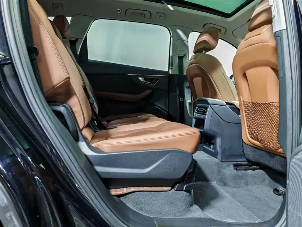 Audi Q7 2020 55 TFSI quattro S line sports купить на сайте DeffCars
