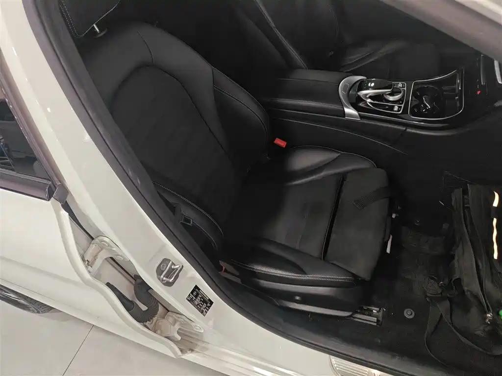 Mercedes-Benz C-Class 2017 C 200 Sports Edition купить на сайте DeffCars