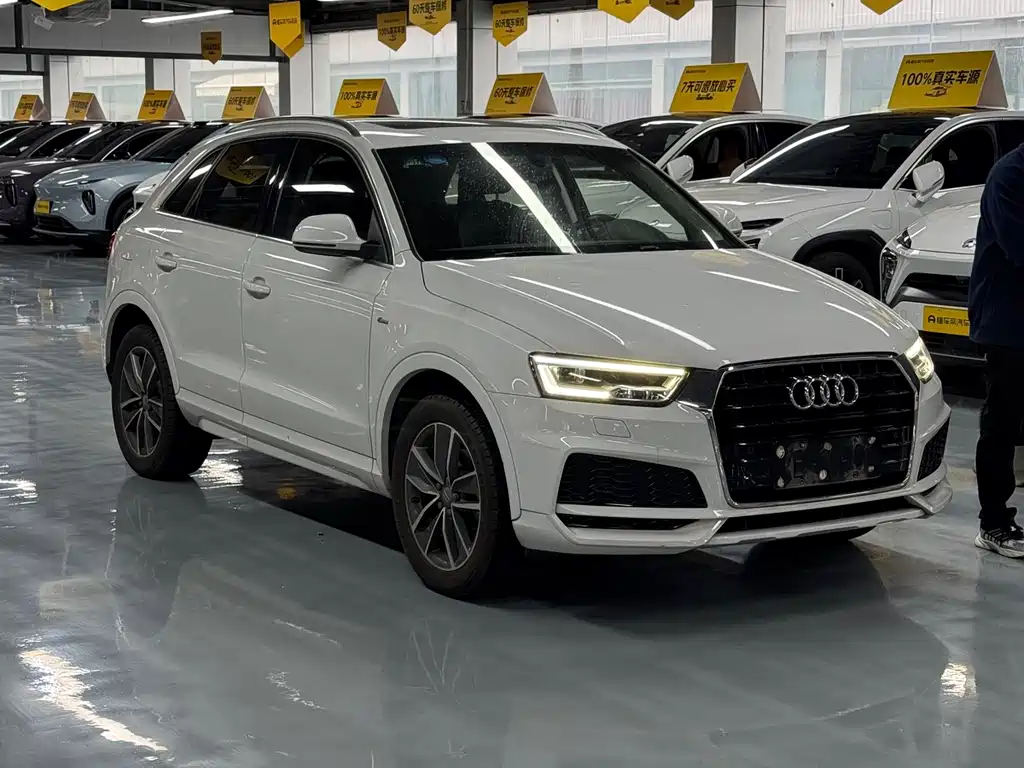 Audi Q3 2018 30 TFSI Fashionable Collection Edition купить на сайте DeffCars