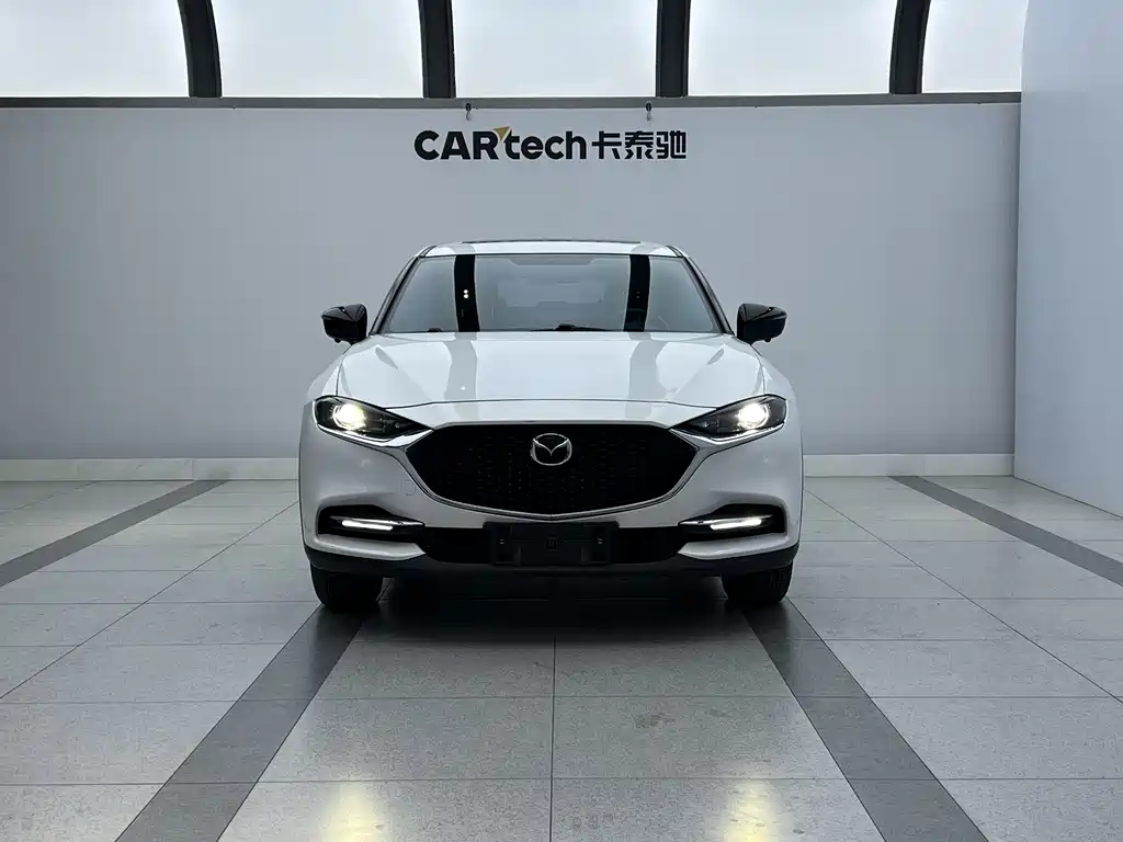 Mazda CX-4 2021 2.0L automatic two-wheel drive Blue Sky Vitality Edition купить на сайте DeffCars