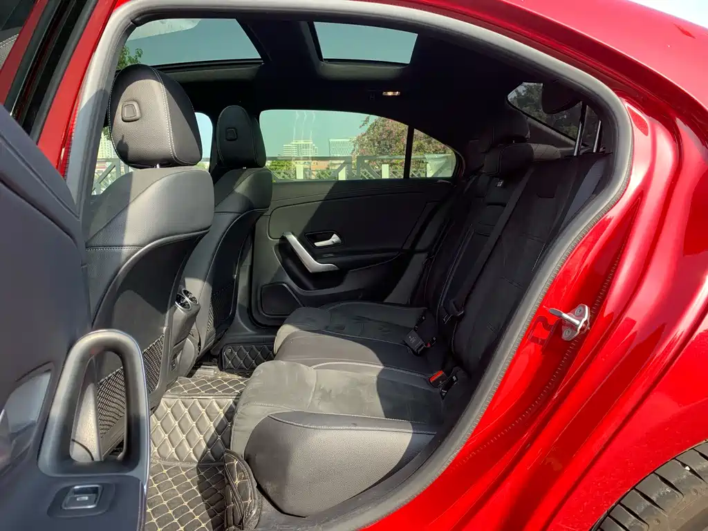 Mercedes-Benz A-Class 2022 Facelift Three A 200 L Sports Sedan Fashionable купить на сайте DeffCars