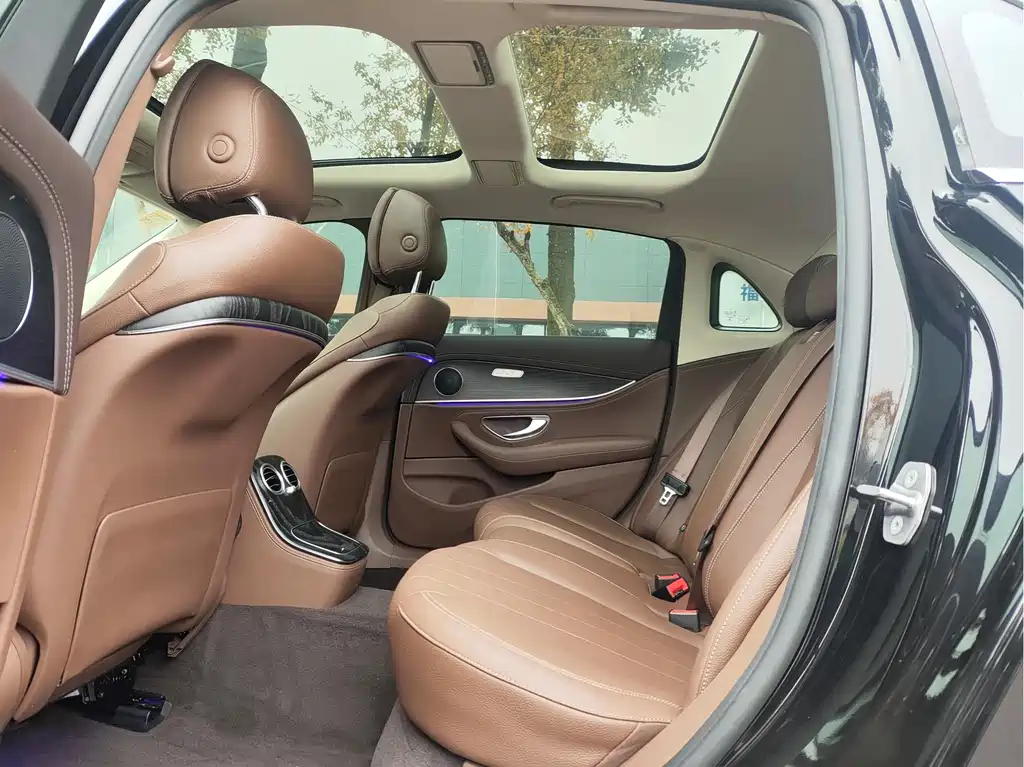 Mercedes-Benz E-Class New Energy 2022 E 350 e L plug-in hybrid sedan купить на сайте DeffCars