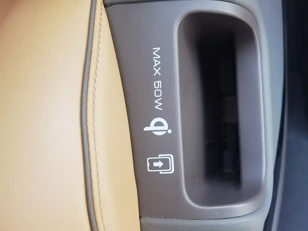 Denza D9 2022 DM-i 970 four-wheel drive flagship model купить на сайте DeffCars