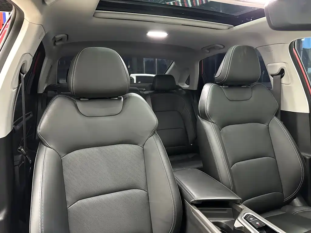 Emgrand 2022 4th generation 1.5L CVT premium model купить на сайте DeffCars