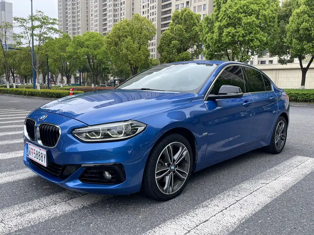 BMW 1 Series 2017 118i Sports купить на сайте DeffCars