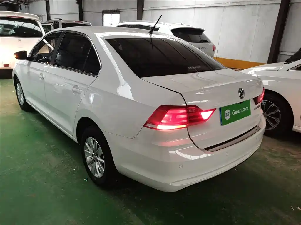 Santana 2018 1.5L Manual Fashion Edition купить на сайте DeffCars