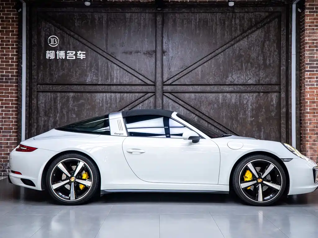 Porsche 911 2016 Targa 4 3.0T купить на сайте DeffCars