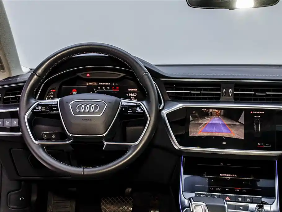Audi A7L 2024 45TFSI S-line Dream Building Liquid Crystal Package купить на сайте DeffCars