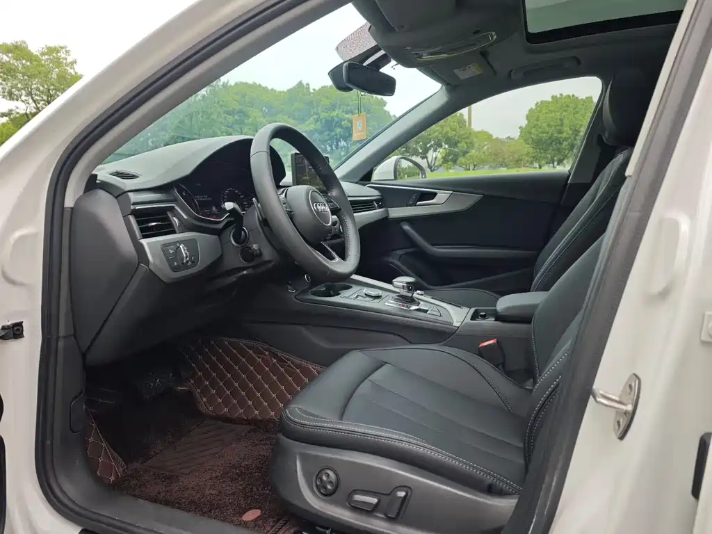 Audi A4L 2019 40 TFSI Enterprising National VI купить на сайте DeffCars