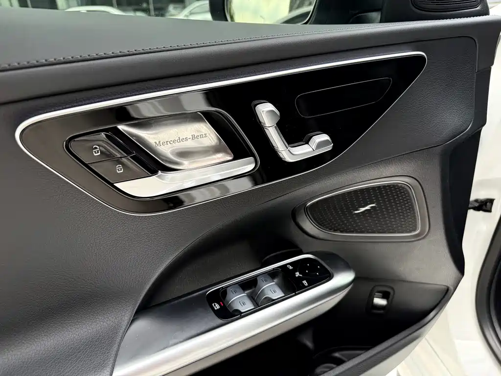 Mercedes-Benz C-Class 2024 facelift C 260 L sports version купить на сайте DeffCars