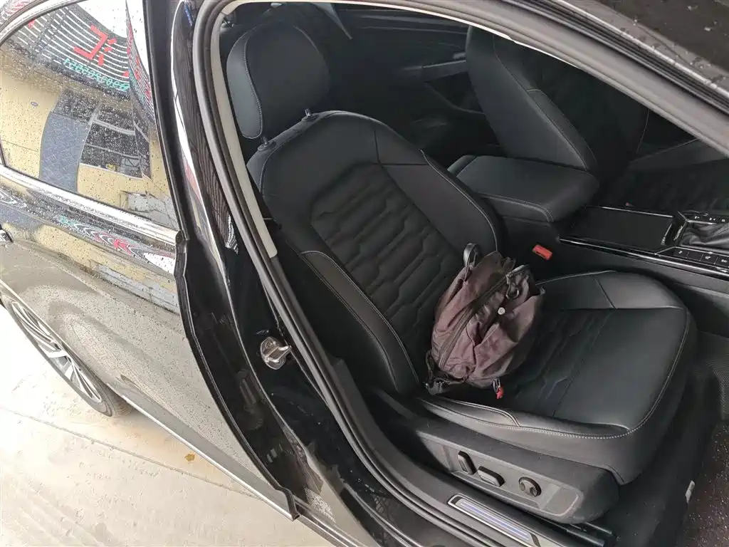 Passat New Energy 2019 430PHEV Hybrid Elite Edition купить на сайте DeffCars