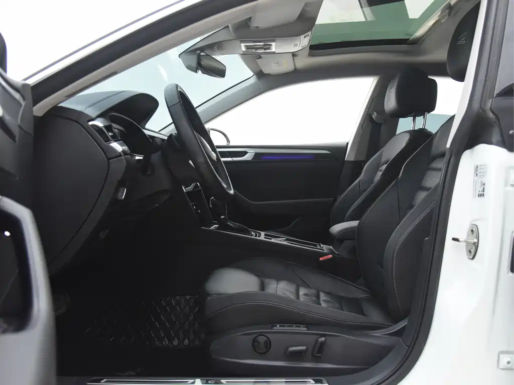 FAW-Volkswagen CC 2024 380TSI eye-catching model купить на сайте DeffCars