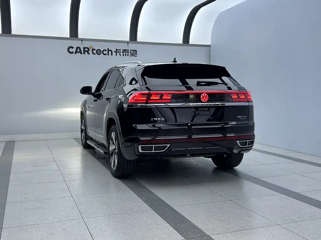 Touron 2023 Touron X facelift 380TSI four-wheel drive luxury version купить на сайте DeffCars