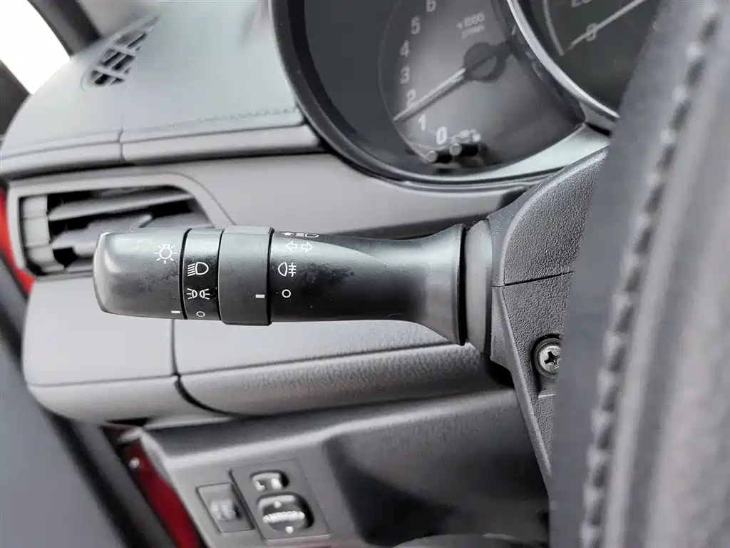 YARiS L Zhixuan 2020 1.5L CVT leading version купить на сайте DeffCars