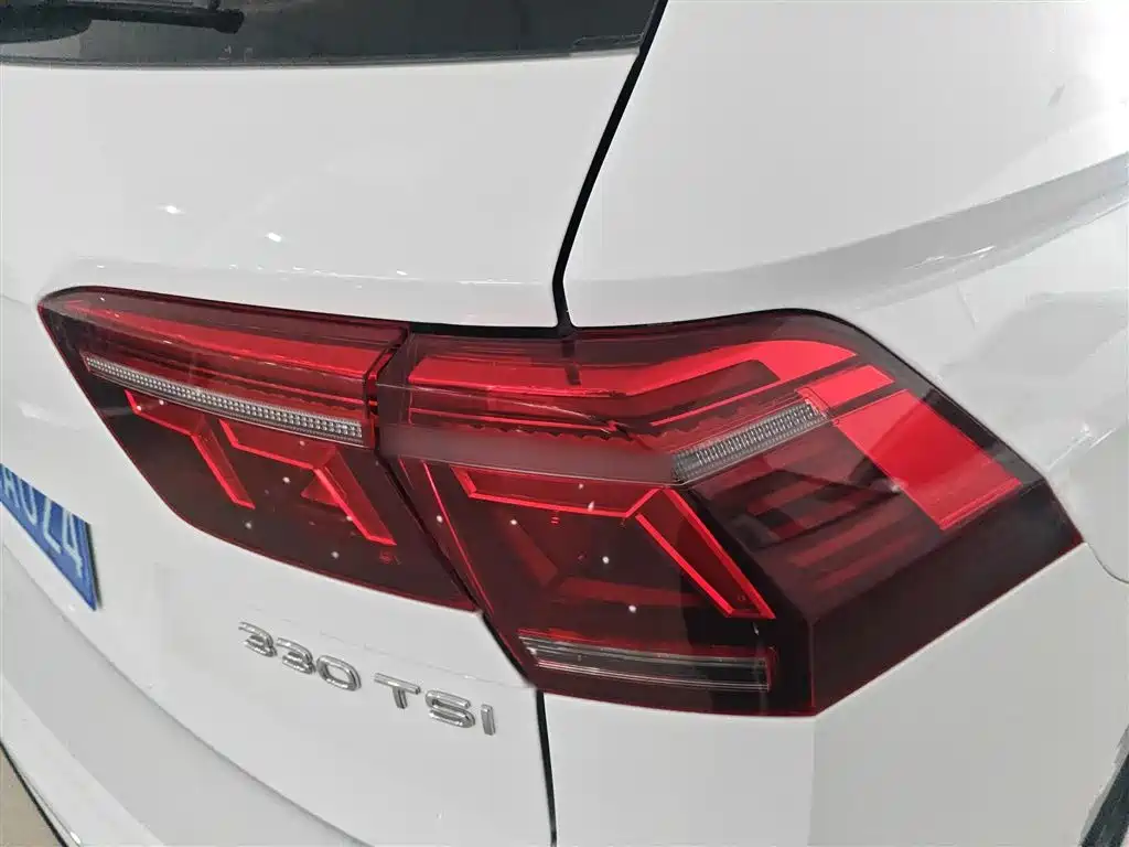 Tiguan L 2023 330TSI automatic two-wheel drive R-Line version купить на сайте DeffCars